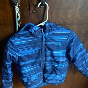 Kids North Face Reversible Puffer jacket